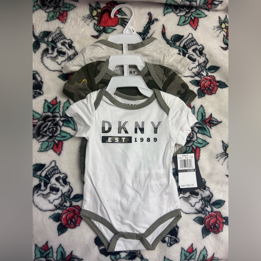 3 Month Old Clothing Bundle - All New with Tags - Picture 4 of 7